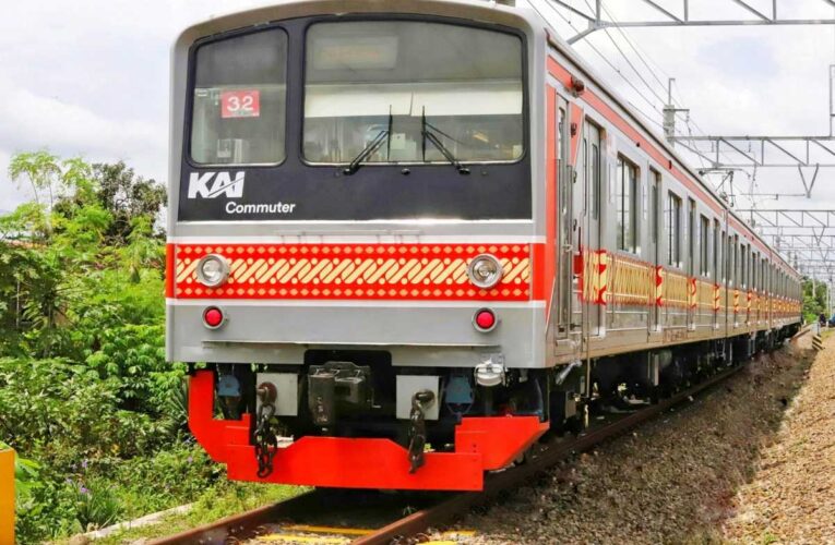 Kereta Commuter Indonesia Siapkan Dana Rp4 Triliun untuk Membeli 36 Kereta Produksi INKA